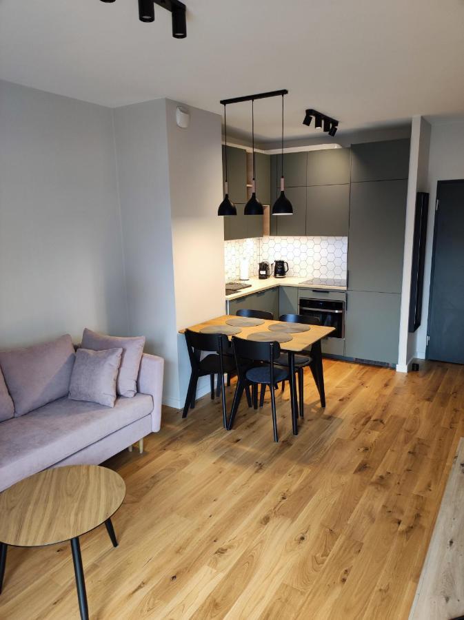 Bohema Praga Apartments, Metro Szwedzka, Near Old Town Butas